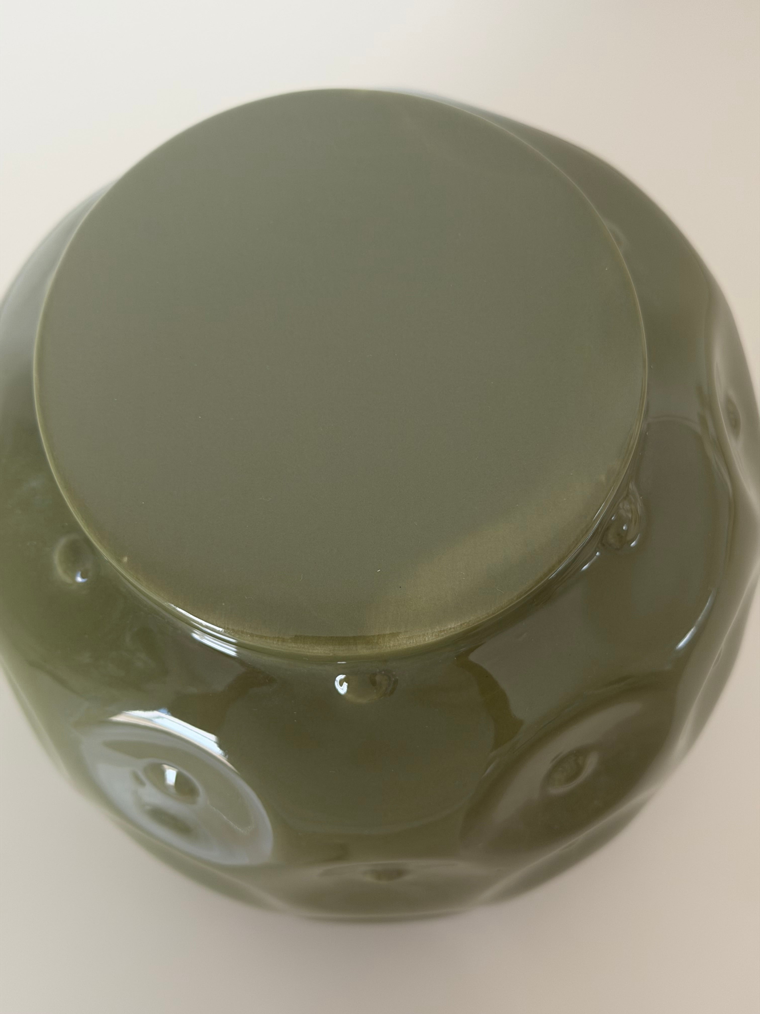 Vase pot Pigna